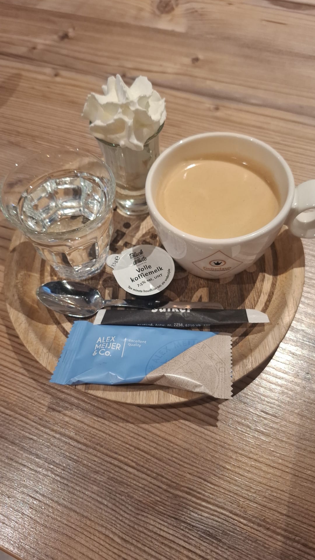 Met liefde bereide cappuccino